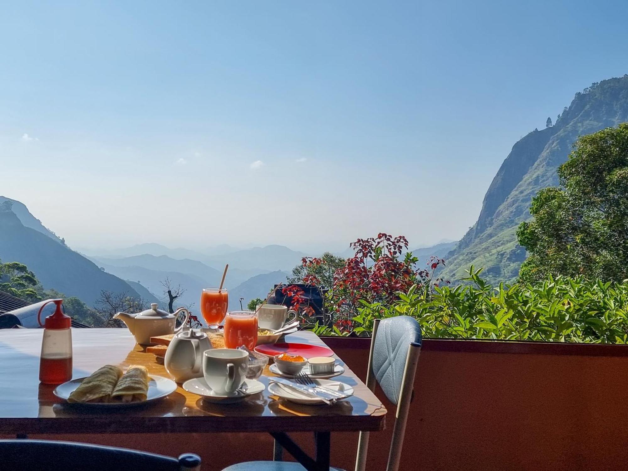 Hilltop Guest House 엘라 외부 사진